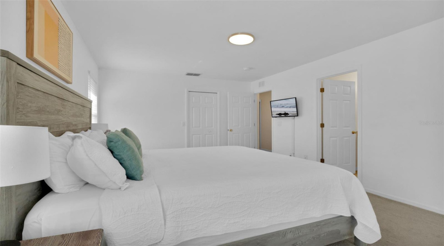 Davenport, Florida 33897, 4 Bedrooms Bedrooms, ,3 Bathroomsbathrooms,Residential,For Sale,Calabria,Mfro6307582