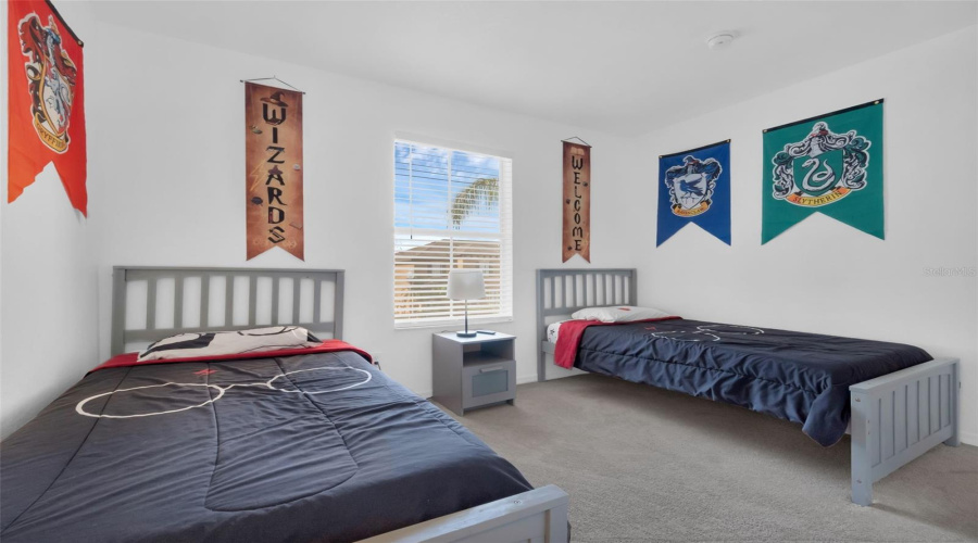 Davenport, Florida 33897, 4 Bedrooms Bedrooms, ,3 Bathroomsbathrooms,Residential,For Sale,Calabria,Mfro6307582