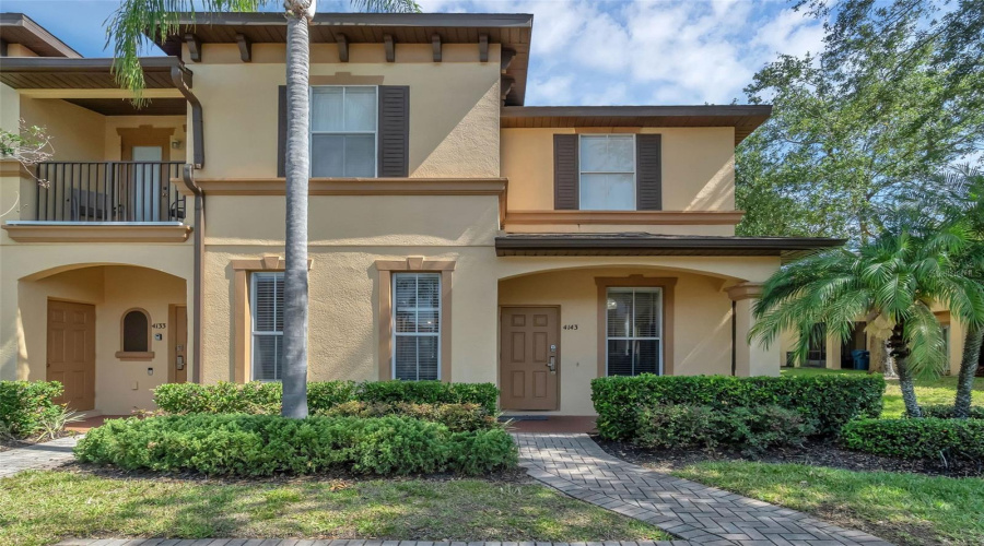 Davenport, Florida 33897, 4 Bedrooms Bedrooms, ,3 Bathroomsbathrooms,Residential,For Sale,Calabria,Mfro6307582