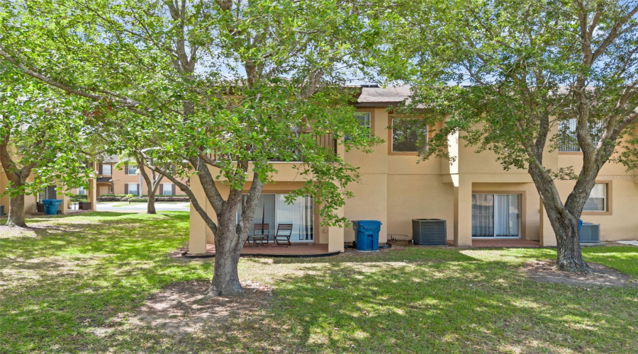 Davenport, Florida 33897, 4 Bedrooms Bedrooms, ,3 Bathroomsbathrooms,Residential,For Sale,Calabria,Mfro6307582