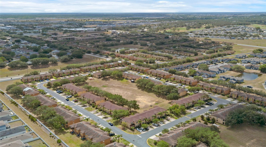 Davenport, Florida 33897, 4 Bedrooms Bedrooms, ,3 Bathroomsbathrooms,Residential,For Sale,Calabria,Mfro6307582
