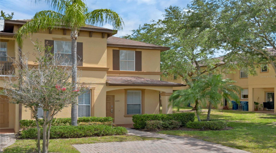 Davenport, Florida 33897, 4 Bedrooms Bedrooms, ,3 Bathroomsbathrooms,Residential,For Sale,Calabria,Mfro6307582
