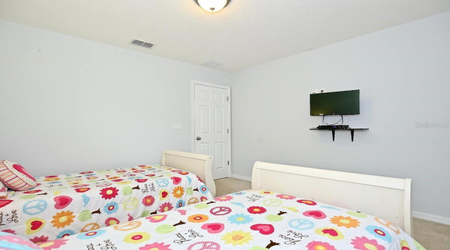 Kissimmee, Florida 34746, 4 Bedrooms Bedrooms, ,3 Bathroomsbathrooms,Residential,For Sale,Santosh,Mfro6307690
