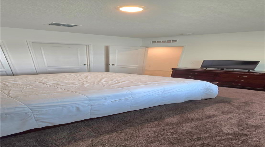 Davenport, Florida 33837, 5 Bedrooms Bedrooms, ,3 Bathroomsbathrooms,Residential,For Sale,Taft,Mfro6306563