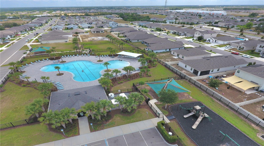 Davenport, Florida 33837, 5 Bedrooms Bedrooms, ,3 Bathroomsbathrooms,Residential,For Sale,Taft,Mfro6306563