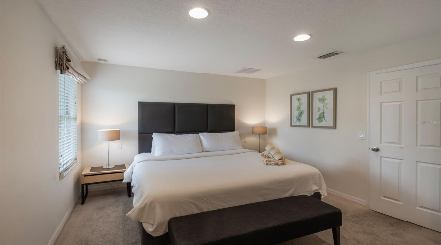 Kissimmee, Florida 34747, 3 Bedrooms Bedrooms, ,2 Bathroomsbathrooms,Residential,For Sale,Red Ginger,Mfro6307312