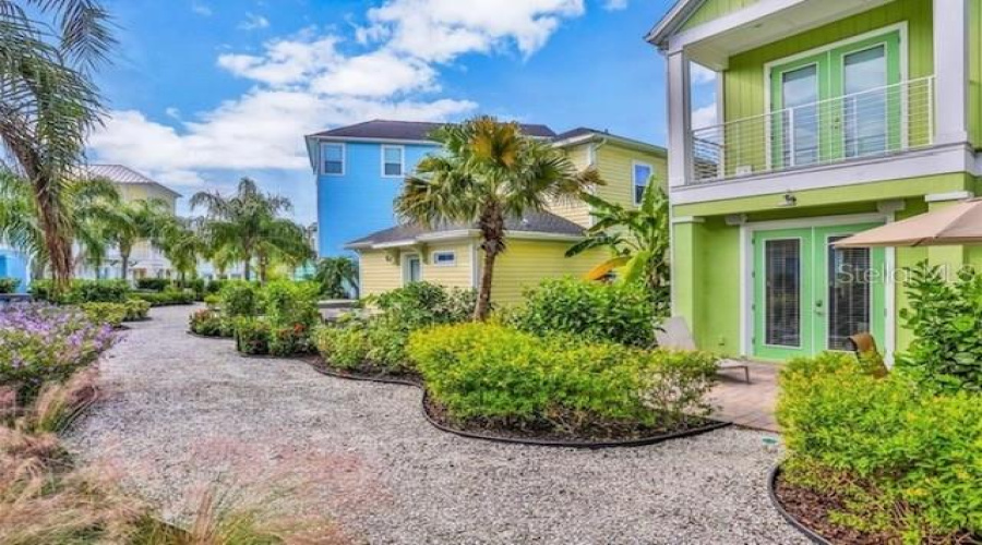 Kissimmee, Florida 34747, 2 Bedrooms Bedrooms, ,2 Bathroomsbathrooms,Residential,For Sale,Latitude,Mfro6307762