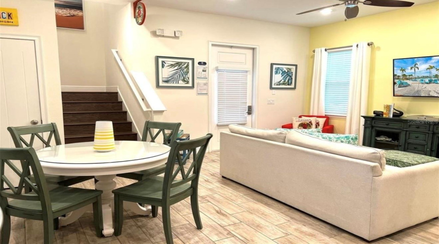 Kissimmee, Florida 34747, 2 Bedrooms Bedrooms, ,2 Bathroomsbathrooms,Residential,For Sale,Latitude,Mfro6307762