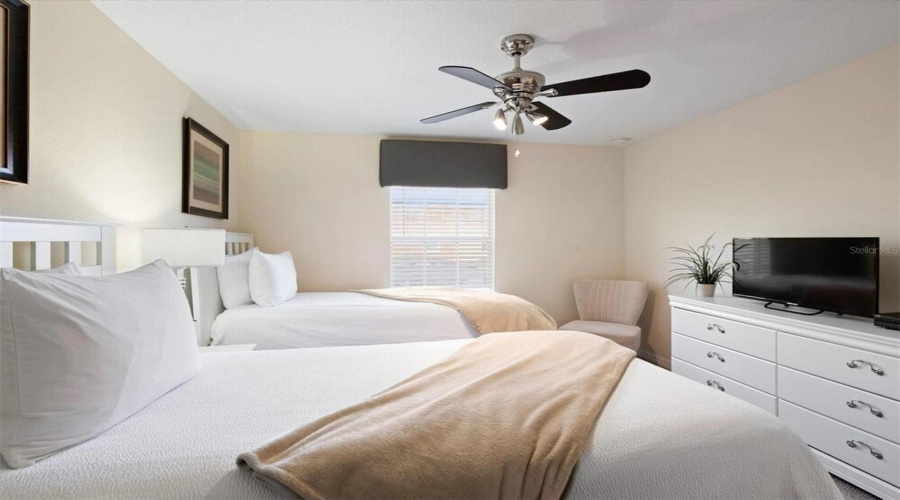 Kissimmee, Florida 34747, 4 Bedrooms Bedrooms, ,3 Bathroomsbathrooms,Residential,For Sale,Bismarck Palm,Mfro6307719