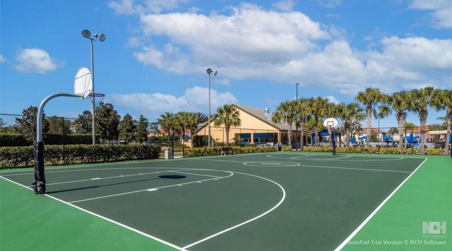Kissimmee, Florida 34747, 4 Bedrooms Bedrooms, ,3 Bathroomsbathrooms,Residential,For Sale,Bismarck Palm,Mfro6307719