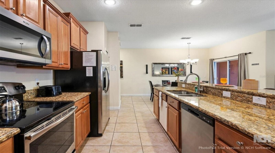 Kissimmee, Florida 34747, 4 Bedrooms Bedrooms, ,3 Bathroomsbathrooms,Residential,For Sale,Bismarck Palm,Mfro6307719