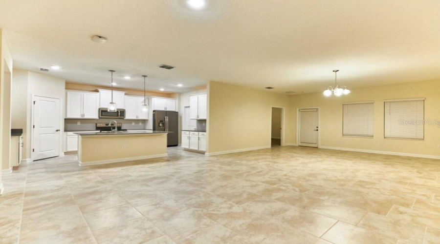 Kissimmee, Florida 34746, 4 Bedrooms Bedrooms, ,3 Bathroomsbathrooms,Residential,For Sale,Seven Canyons,Mfrs5126608
