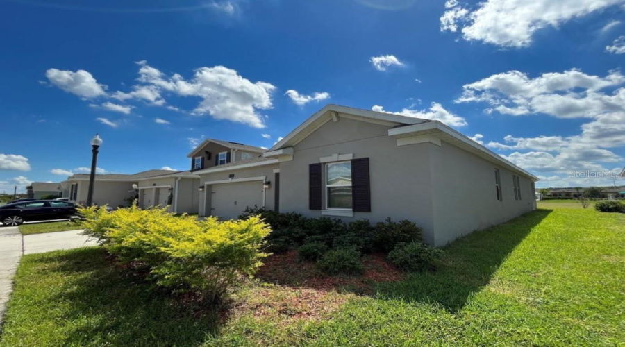 Kissimmee, Florida 34746, 4 Bedrooms Bedrooms, ,3 Bathroomsbathrooms,Residential,For Sale,Seven Canyons,Mfrs5126608
