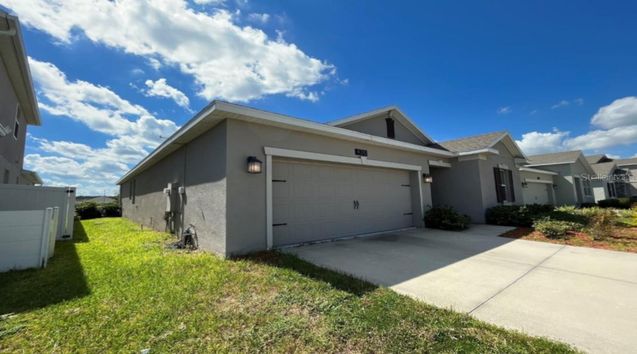 Kissimmee, Florida 34746, 4 Bedrooms Bedrooms, ,3 Bathroomsbathrooms,Residential,For Sale,Seven Canyons,Mfrs5126608