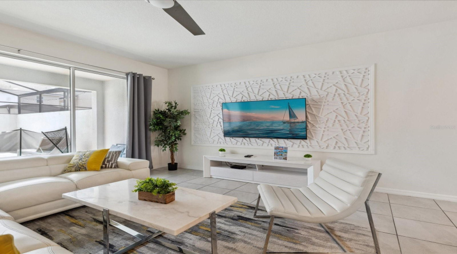 Kissimmee, Florida 34747, 5 Bedrooms Bedrooms, ,4 Bathroomsbathrooms,Residential,For Sale,Tropical Palms Circle,Mfro6307573