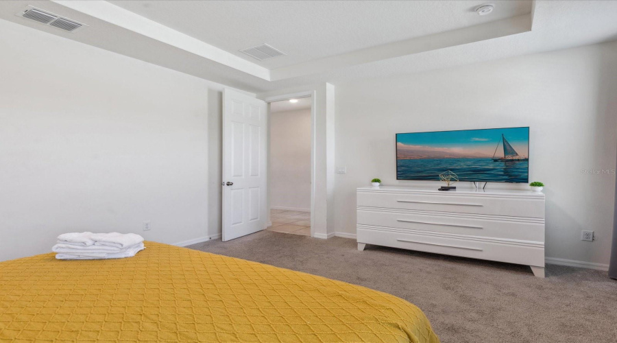 Kissimmee, Florida 34747, 5 Bedrooms Bedrooms, ,4 Bathroomsbathrooms,Residential,For Sale,Tropical Palms Circle,Mfro6307573