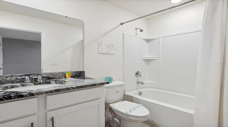 Kissimmee, Florida 34747, 5 Bedrooms Bedrooms, ,4 Bathroomsbathrooms,Residential,For Sale,Tropical Palms Circle,Mfro6307573