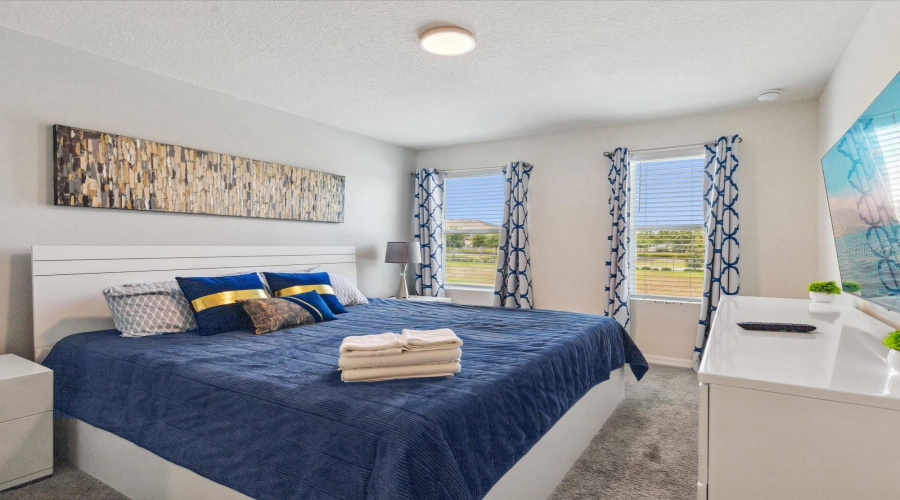 Kissimmee, Florida 34747, 5 Bedrooms Bedrooms, ,4 Bathroomsbathrooms,Residential,For Sale,Tropical Palms Circle,Mfro6307573