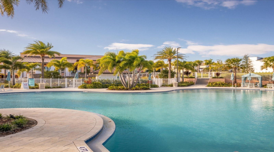 KISSIMMEE, Florida 34747, 5 Bedrooms Bedrooms, ,4 BathroomsBathrooms,Residential,For Sale,TROPICAL PALMS CIRCLE,0,MFRO6307573