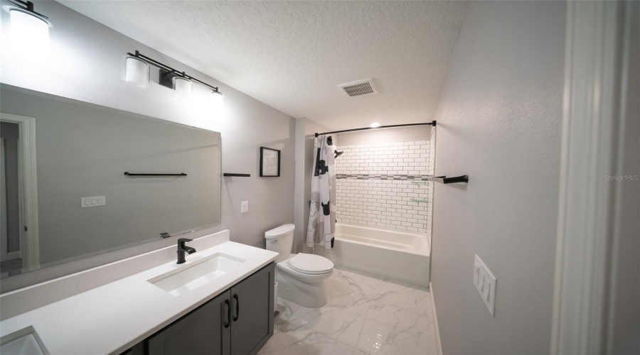 DAVENPORT, Florida 33896, 3 Bedrooms Bedrooms, ,2 BathroomsBathrooms,Residential,For Sale,PONTIFF,MFRO6306576