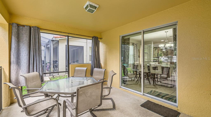 Outside Dining /Sitting