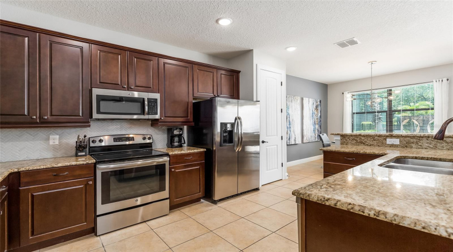 Reunion, Florida 34747, 6 Bedrooms Bedrooms, ,5 Bathroomsbathrooms,Residential,For Sale,Valhalla,Mfro6307853