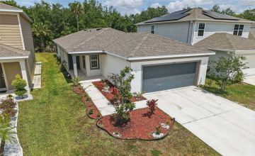 Kissimmee, Florida 34746, 4 Bedrooms Bedrooms, ,2 Bathroomsbathrooms,Residential,For Sale,Royal Point,Mfro6307712