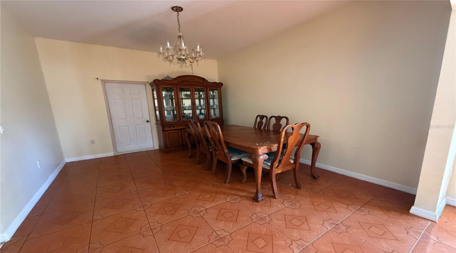 Kissimmee, Florida 34746, 4 Bedrooms Bedrooms, ,2 Bathroomsbathrooms,Residential,For Sale,Baykal,Mfro6305532