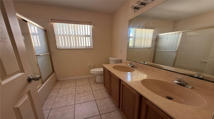 Jack And Jill Bathroom