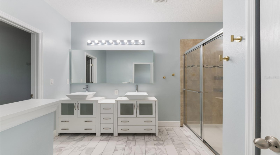 Owners Suite Bath
