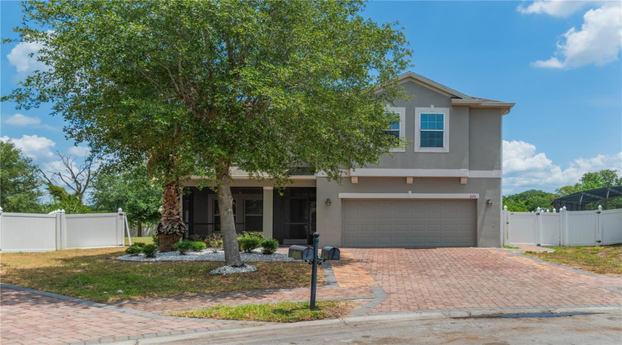 Davenport, Florida 33837, 4 Bedrooms Bedrooms, ,3 Bathroomsbathrooms,Residential,For Sale,Lakeshore,Mfro6307832