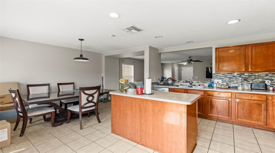 Davenport, Florida 33897, 3 Bedrooms Bedrooms, ,2 Bathroomsbathrooms,Residential,For Sale,Canna,Mfrtb8384624