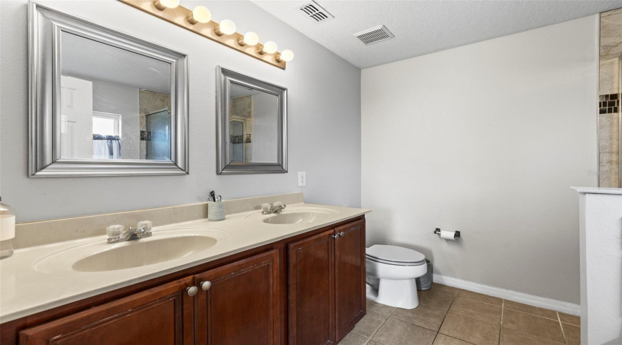 Davenport, Florida 33897, 3 Bedrooms Bedrooms, ,2 Bathroomsbathrooms,Residential,For Sale,Canna,Mfrtb8384624