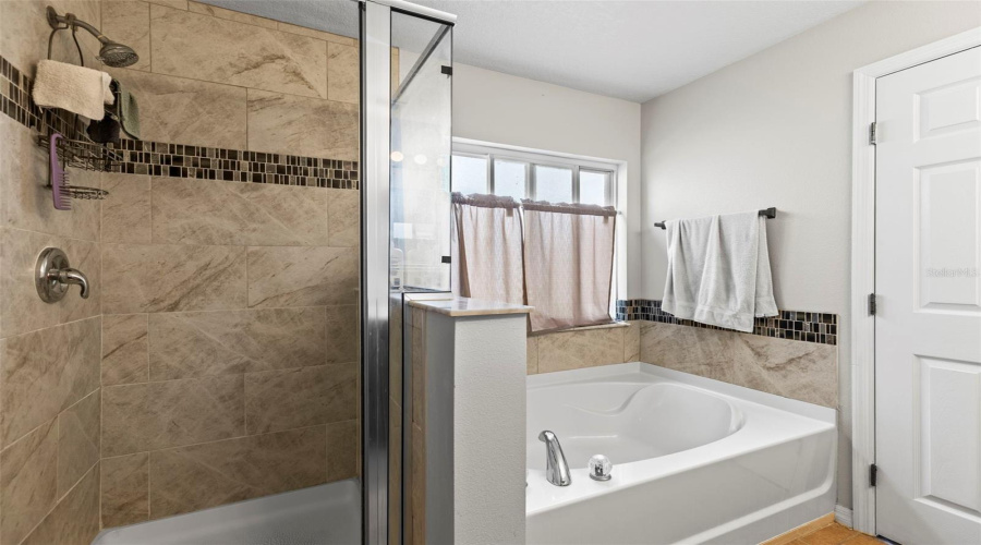 Davenport, Florida 33897, 3 Bedrooms Bedrooms, ,2 Bathroomsbathrooms,Residential,For Sale,Canna,Mfrtb8384624