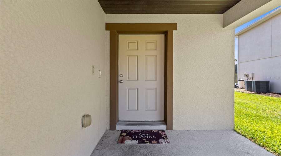 Davenport, Florida 33897, 3 Bedrooms Bedrooms, ,2 Bathroomsbathrooms,Residential,For Sale,Canna,Mfrtb8384624
