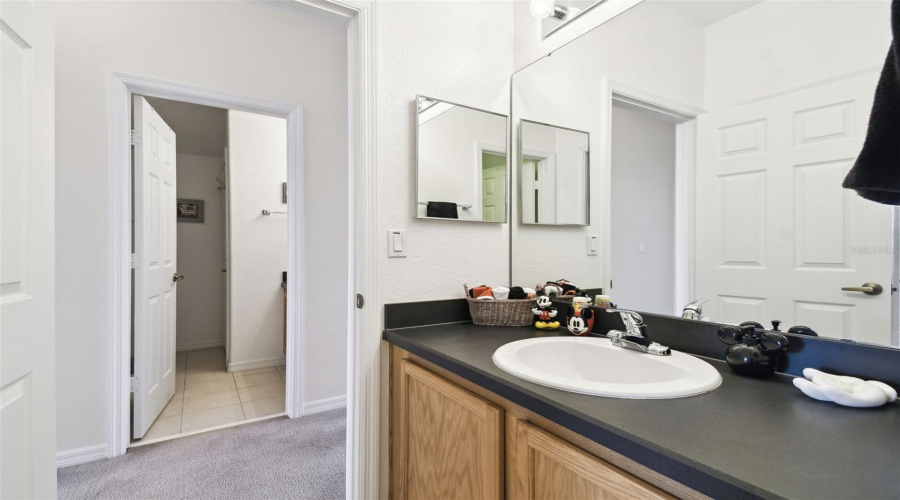 Davenport, Florida 33837, 5 Bedrooms Bedrooms, ,3 Bathroomsbathrooms,Residential,For Sale,Cadiz,Mfrs5126628