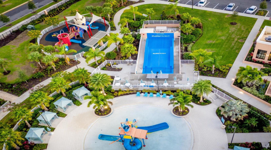 Kissimmee, Florida 34747, 7 Bedrooms Bedrooms, ,6 Bathroomsbathrooms,Residential,For Sale,Coconut Breeze,Mfro6307340