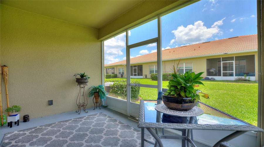 Davenport, Florida 33896, 2 Bedrooms Bedrooms, ,2 Bathroomsbathrooms,Residential,For Sale,Blackwolf Run,Mfrs5126630