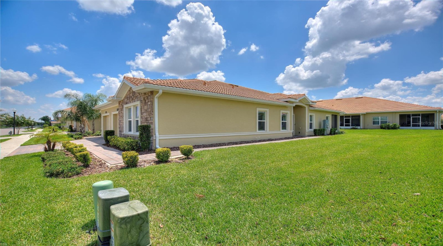 Davenport, Florida 33896, 2 Bedrooms Bedrooms, ,2 Bathroomsbathrooms,Residential,For Sale,Blackwolf Run,Mfrs5126630