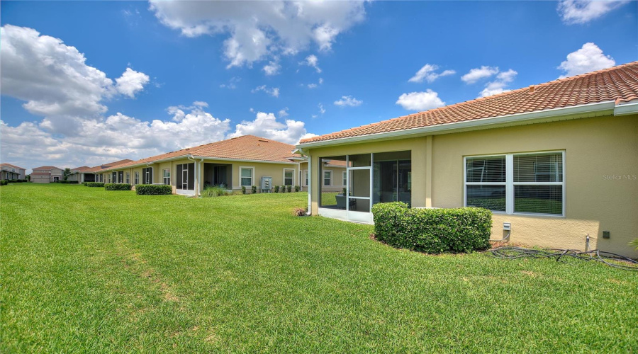 Davenport, Florida 33896, 2 Bedrooms Bedrooms, ,2 Bathroomsbathrooms,Residential,For Sale,Blackwolf Run,Mfrs5126630