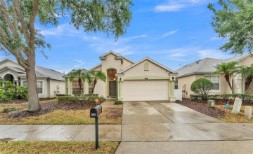 Davenport, Florida 33896, 4 Bedrooms Bedrooms, ,3 Bathroomsbathrooms,Residential,For Sale,Henley,Mfrl4952861