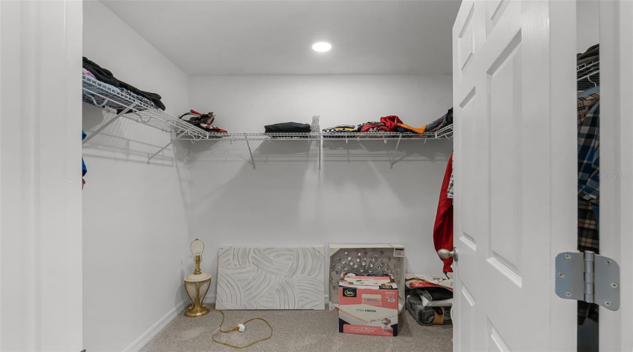 Kissimmee, Florida 34746, 4 Bedrooms Bedrooms, ,2 Bathroomsbathrooms,Residential,For Sale,Cedar Bay,Mfro6307757