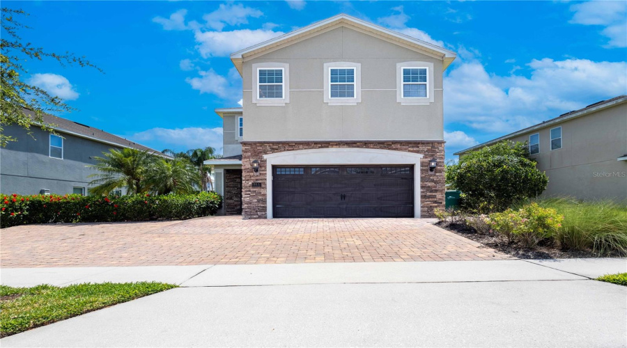 Kissimmee, Florida 34747, 6 Bedrooms Bedrooms, ,7 Bathroomsbathrooms,Residential,For Sale,Falls Dr,Mfro6307195
