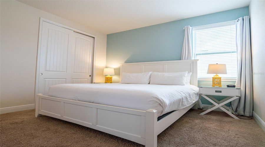 Kissimmee, Florida 34747, 6 Bedrooms Bedrooms, ,7 Bathroomsbathrooms,Residential,For Sale,Falls Dr,Mfro6307195