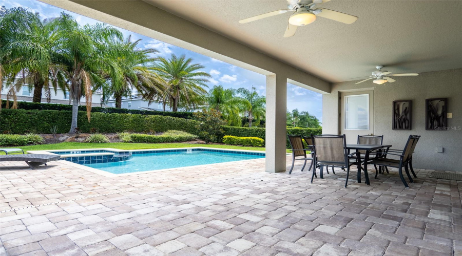 Kissimmee, Florida 34747, 6 Bedrooms Bedrooms, ,7 Bathroomsbathrooms,Residential,For Sale,Falls Dr,Mfro6307195