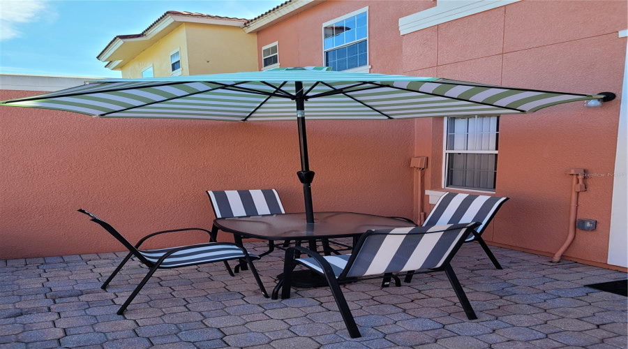 Kissimmee, Florida 34746, 3 Bedrooms Bedrooms, ,2 Bathroomsbathrooms,Residential,For Sale,Pompano Beach Dr,Mfrs5126654