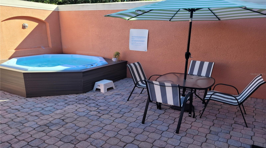 Kissimmee, Florida 34746, 3 Bedrooms Bedrooms, ,2 Bathroomsbathrooms,Residential,For Sale,Pompano Beach Dr,Mfrs5126654