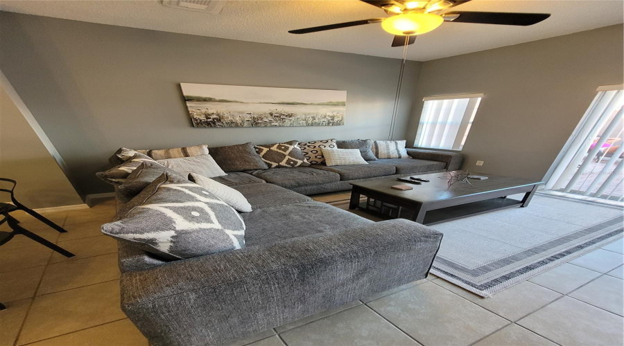 Kissimmee, Florida 34746, 3 Bedrooms Bedrooms, ,2 Bathroomsbathrooms,Residential,For Sale,Pompano Beach Dr,Mfrs5126654