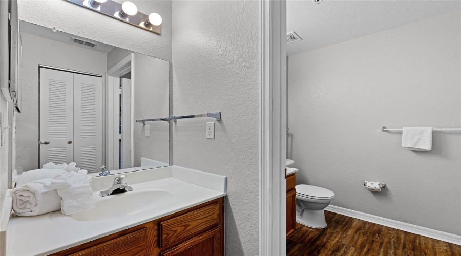 Kissimmee, Florida 34746, 3 Bedrooms Bedrooms, ,2 Bathroomsbathrooms,Residential,For Sale,Jonafree,Mfrs5126718