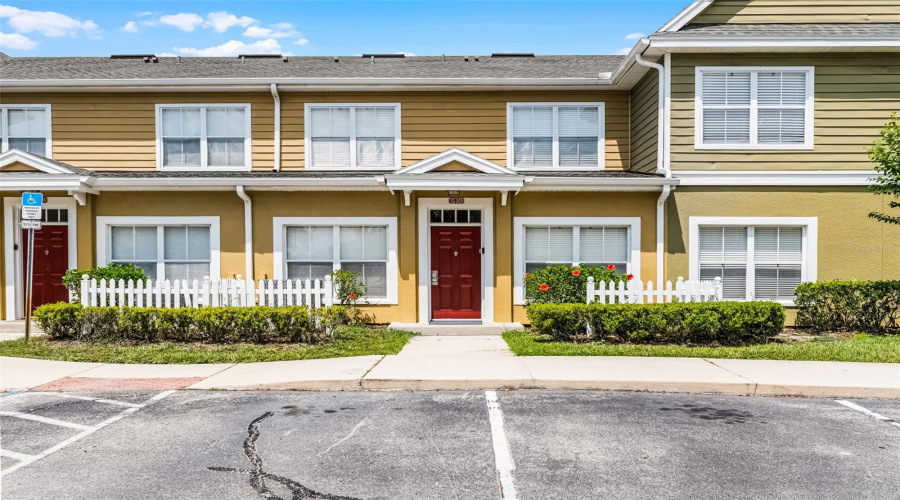 Kissimmee, Florida 34746, 3 Bedrooms Bedrooms, ,2 Bathroomsbathrooms,Residential,For Sale,Jonafree,Mfrs5126718